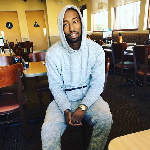 Meet your Posher, Chey - Picture 1 of 1